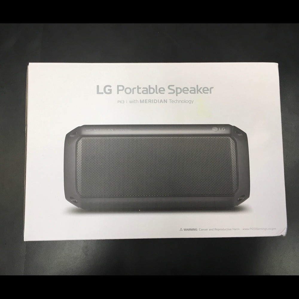 LG portable speaker new in a box  by Meridian pk3